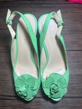 Nine West Mint Green Floral Slingback Heels